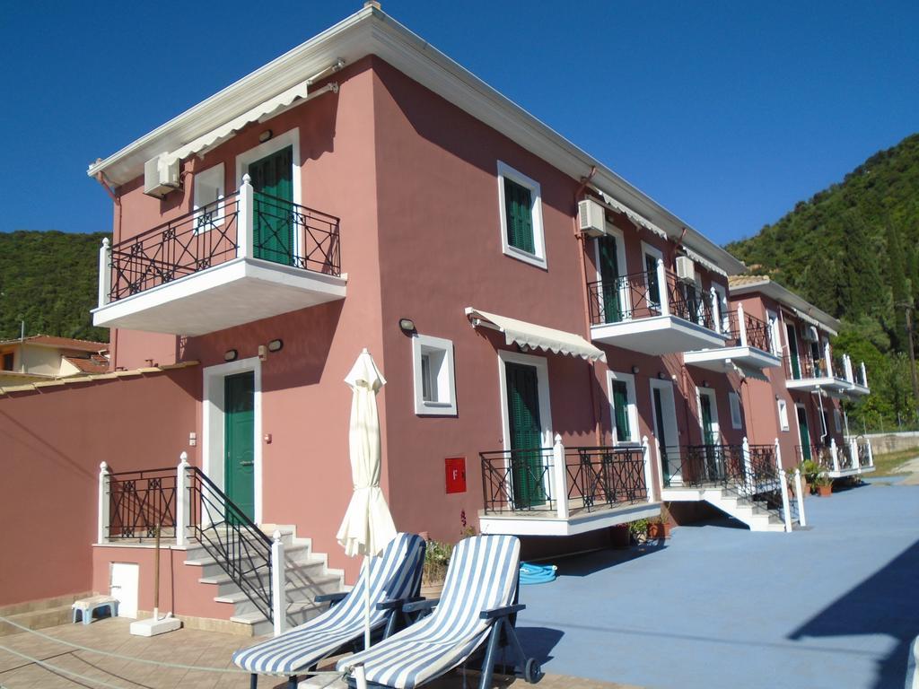 Stella 'S Sea Front Apartments Yénion Екстериор снимка