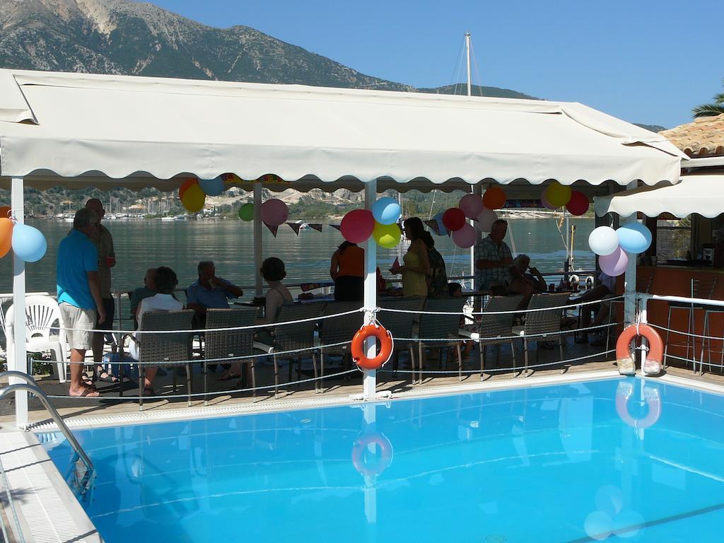 Stella 'S Sea Front Apartments Yénion Екстериор снимка