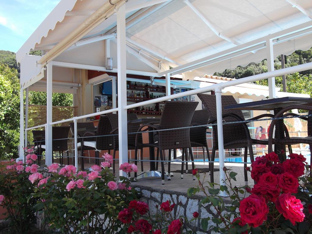 Stella 'S Sea Front Apartments Yénion Екстериор снимка