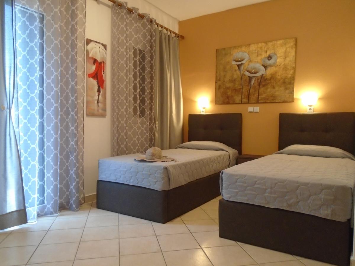 Stella 'S Sea Front Apartments Yénion Екстериор снимка
