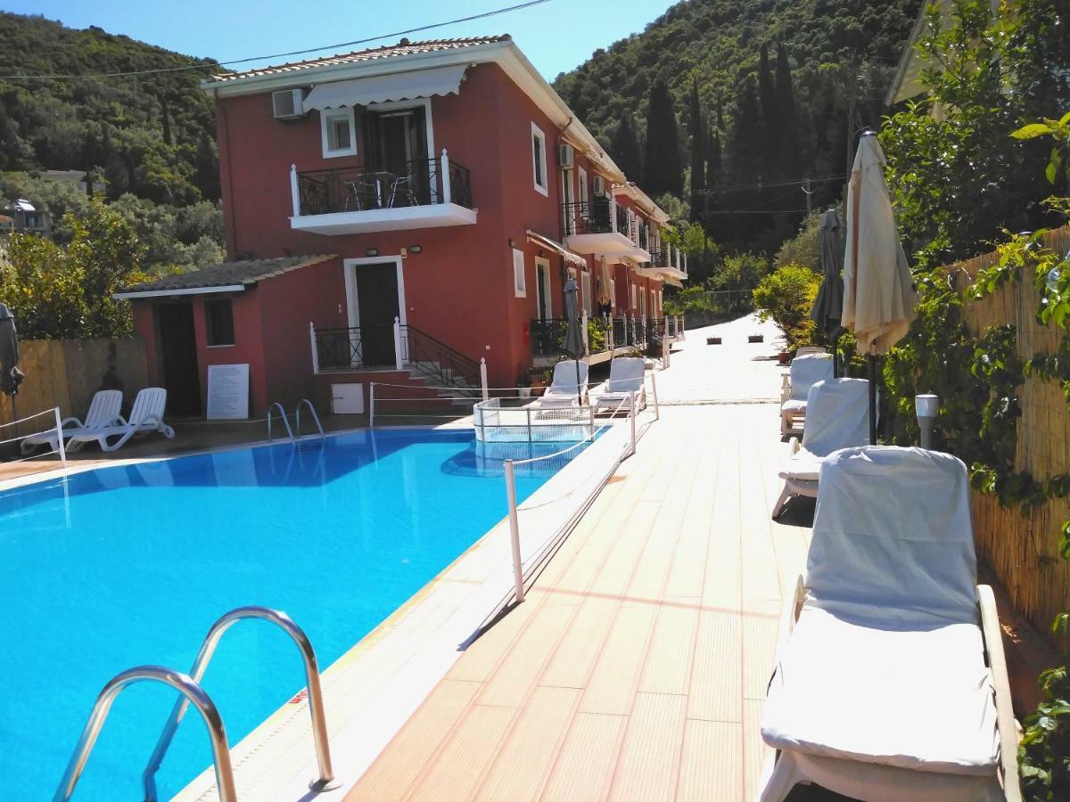 Stella 'S Sea Front Apartments Yénion Екстериор снимка